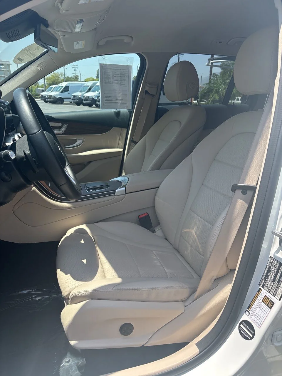 Certified Used 2022 White Mercedes-Benz 300 Sport Utility image 9