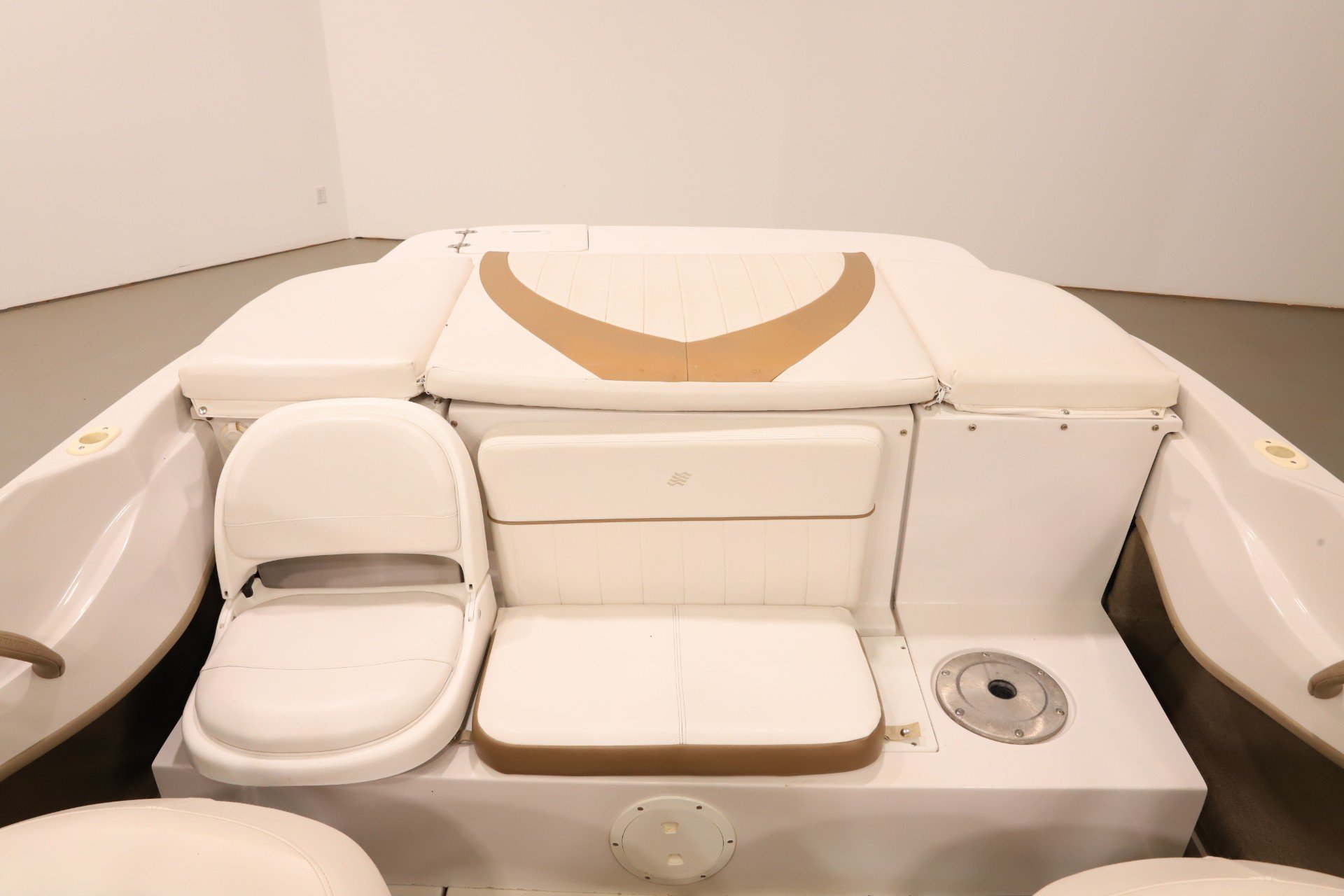 Used 2008  FOUR WINNS  image 16