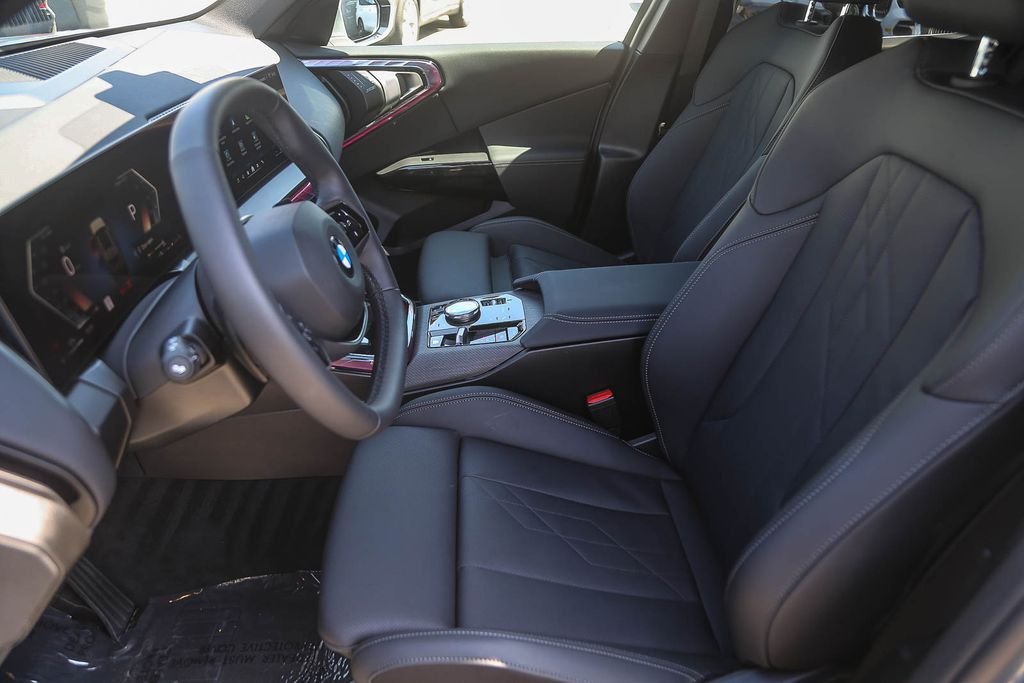Used 2026 Skyscraper Grey Metallic BMW 30 xDrive image 13
