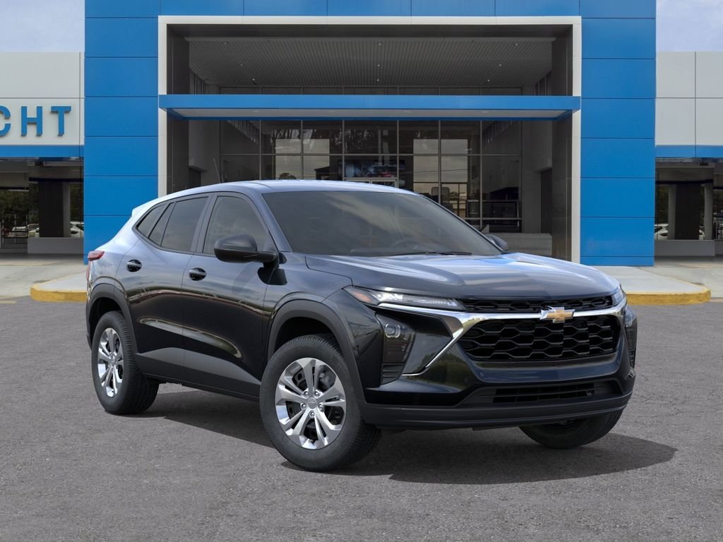 2026 Chevrolet Trax LS - Photo 7