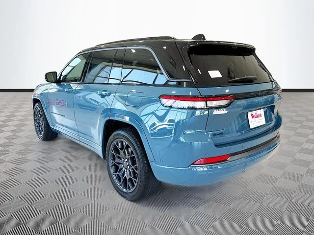New 2026 Steel Blue Exterior Paint Jeep Summit image 5