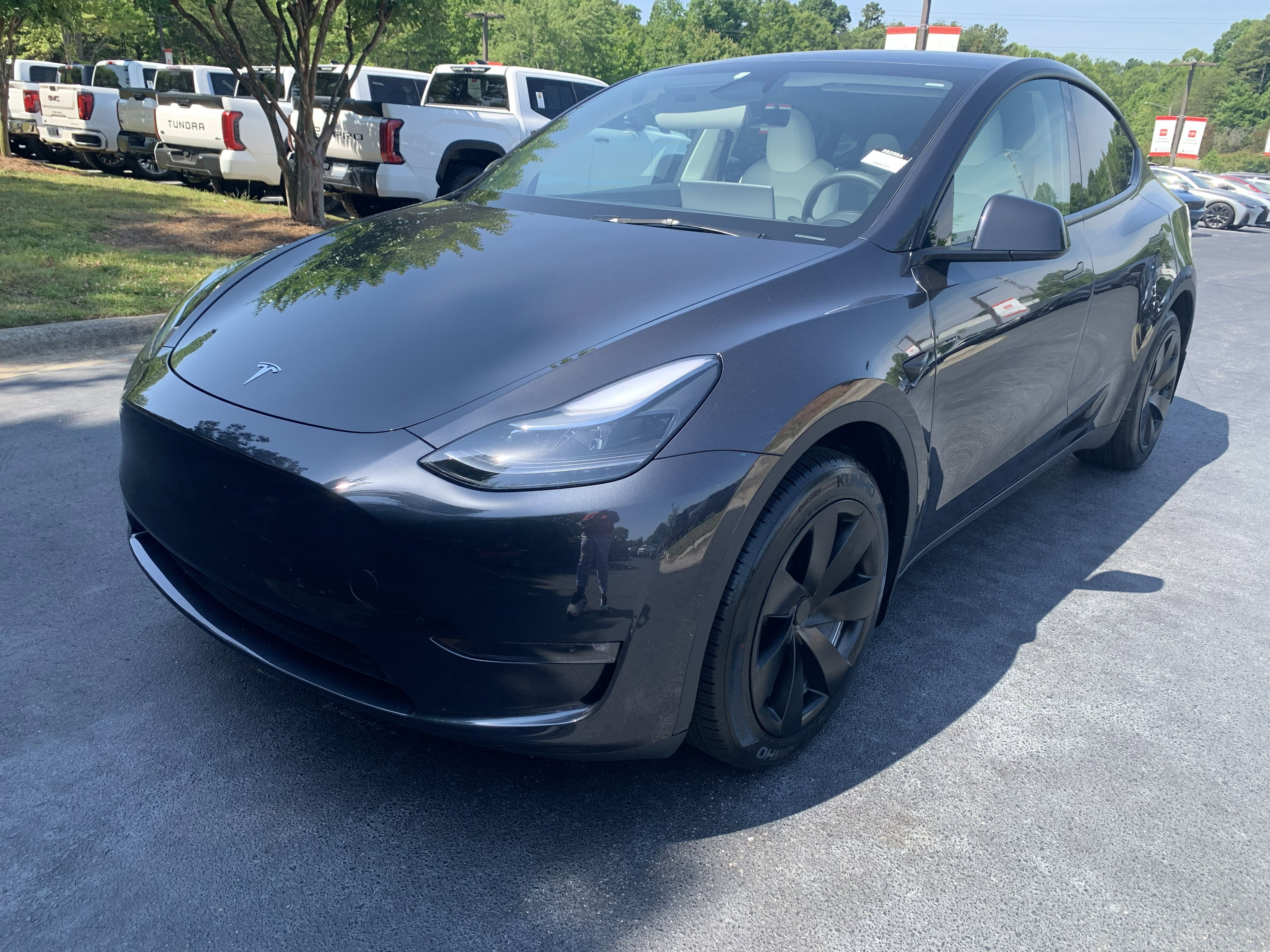 2024 Tesla Model Y Long Range Dual Motor All-Wheel Drive's photo