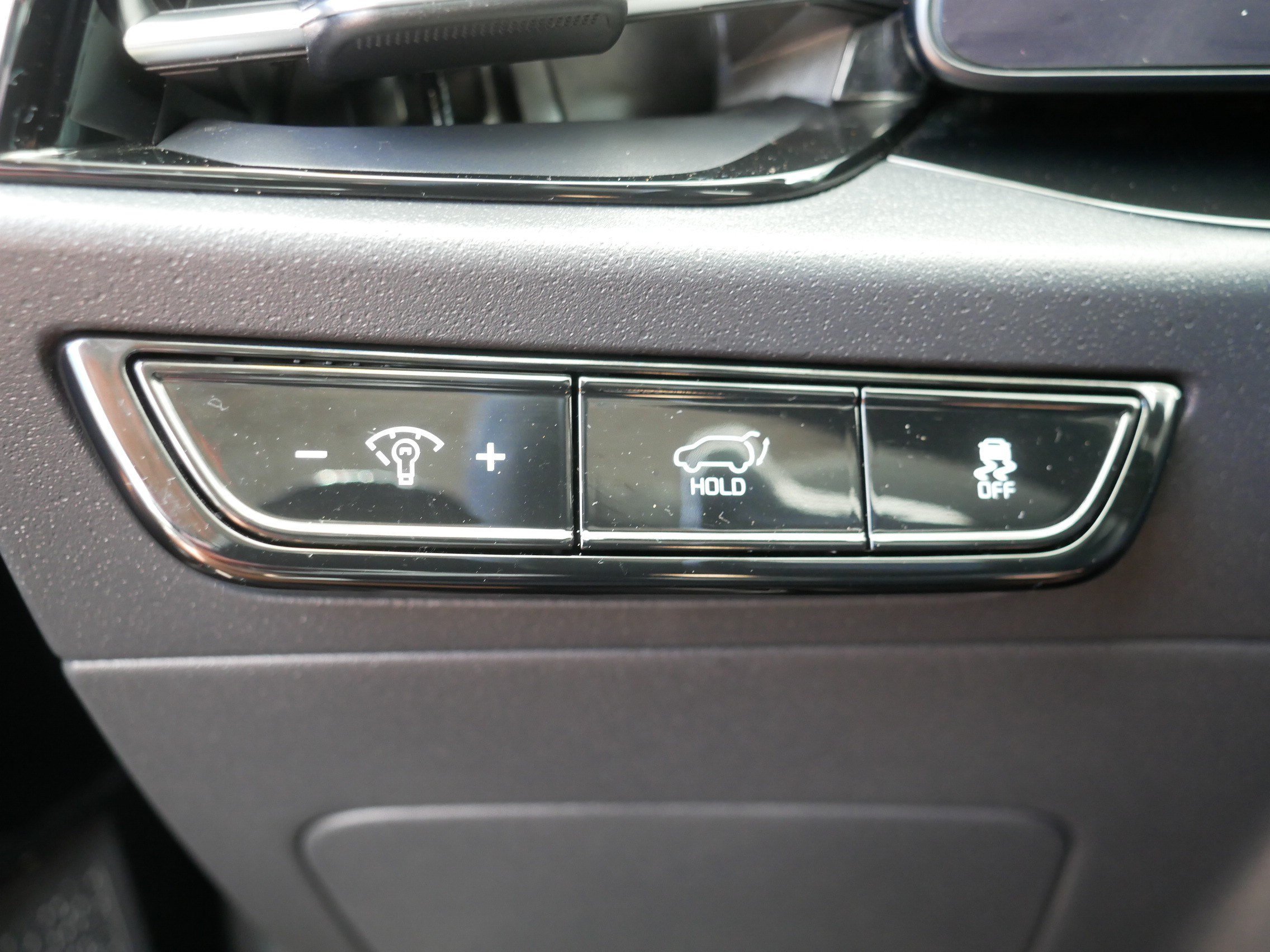 Used 2024 Graphite Gray Kia Wind image 26