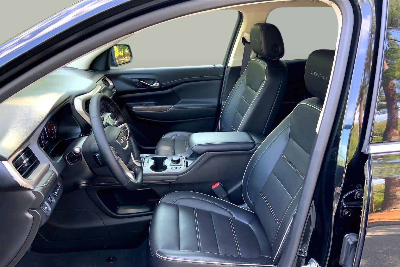 Used 2023 Ebony Twilight Metallic GMC Denali image 8