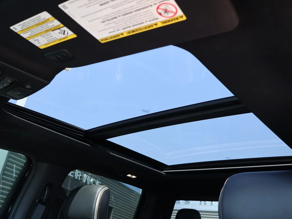 Used 2021 Black Metallic Ford Platinum image 26