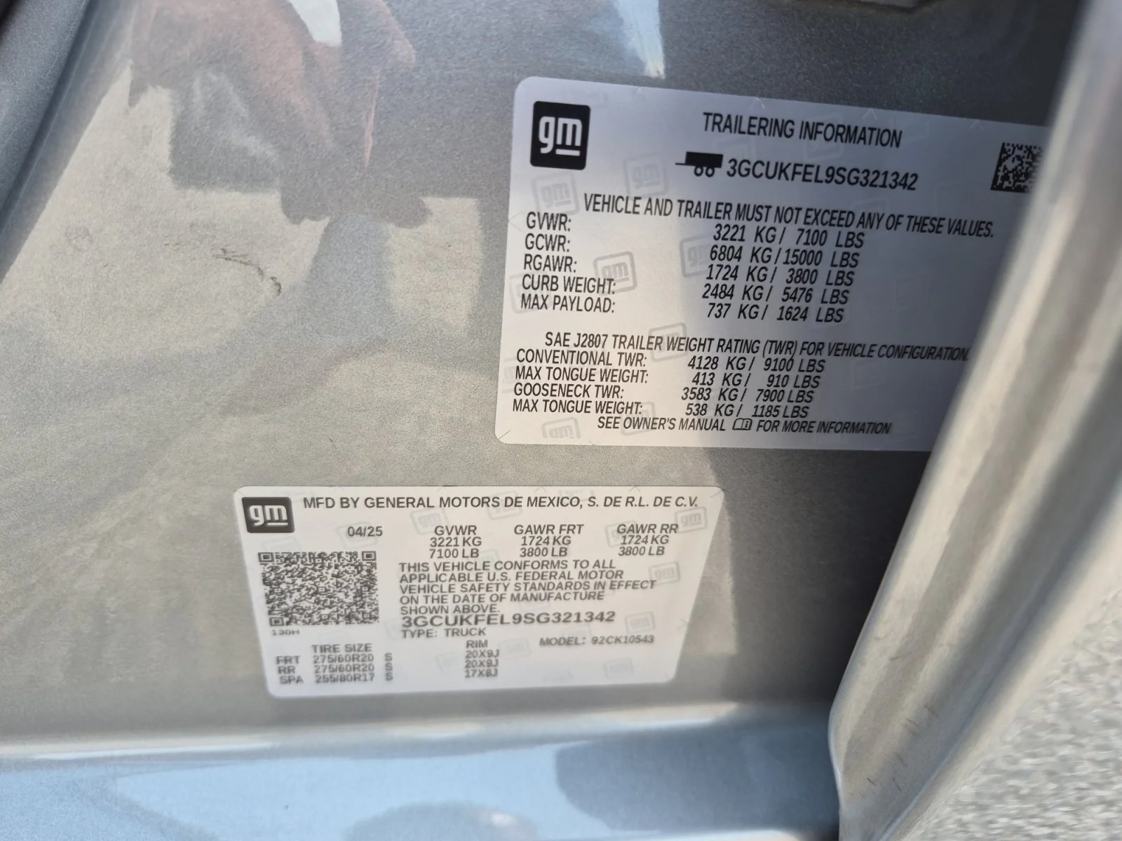 Used 2025 Sterling Gray Metallic Chevrolet LT Trail Boss image 28