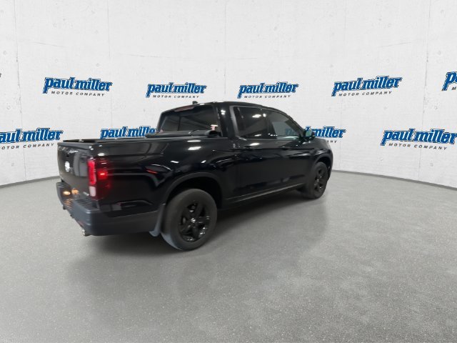 Certified Used 2023 Black Honda Black Edition image 11