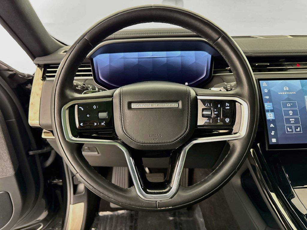 Used 2024 Black Land Rover SE image 11