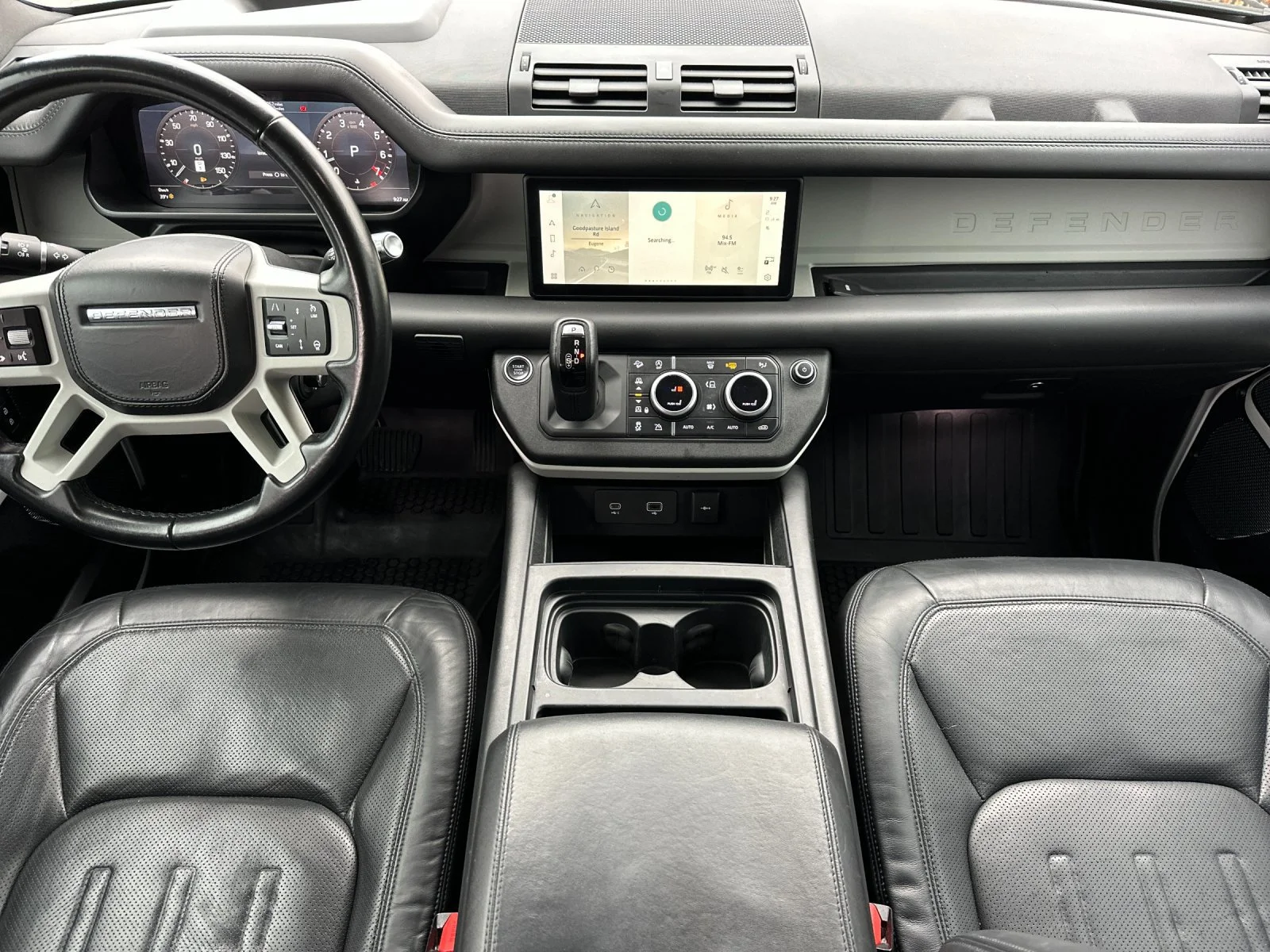 Used 2020  Land Rover  image 15