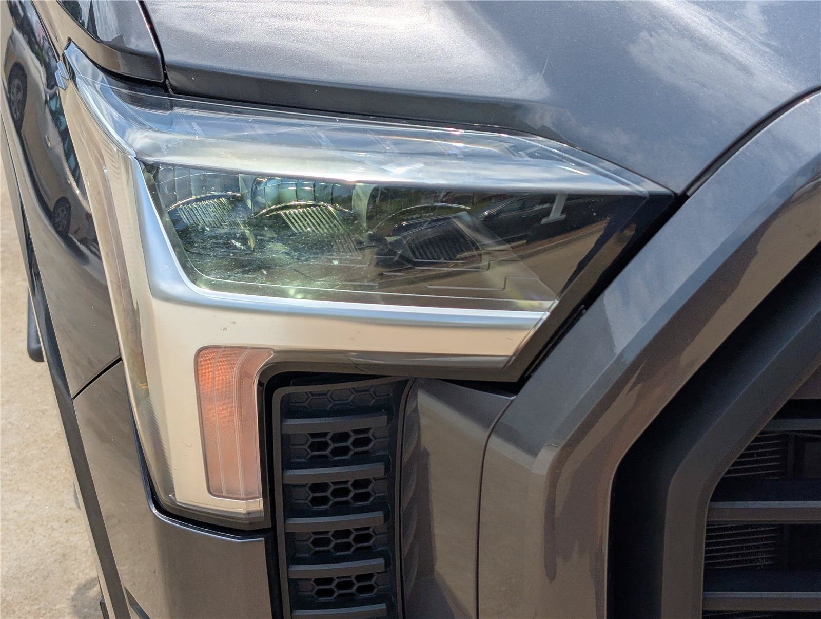 Used 2022 Gray Toyota SR5 image 4