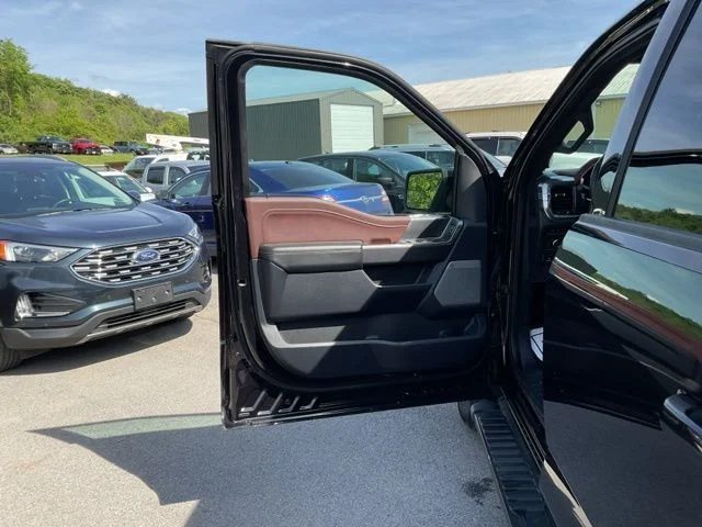 Used 2021 Black Ford Lariat image 29