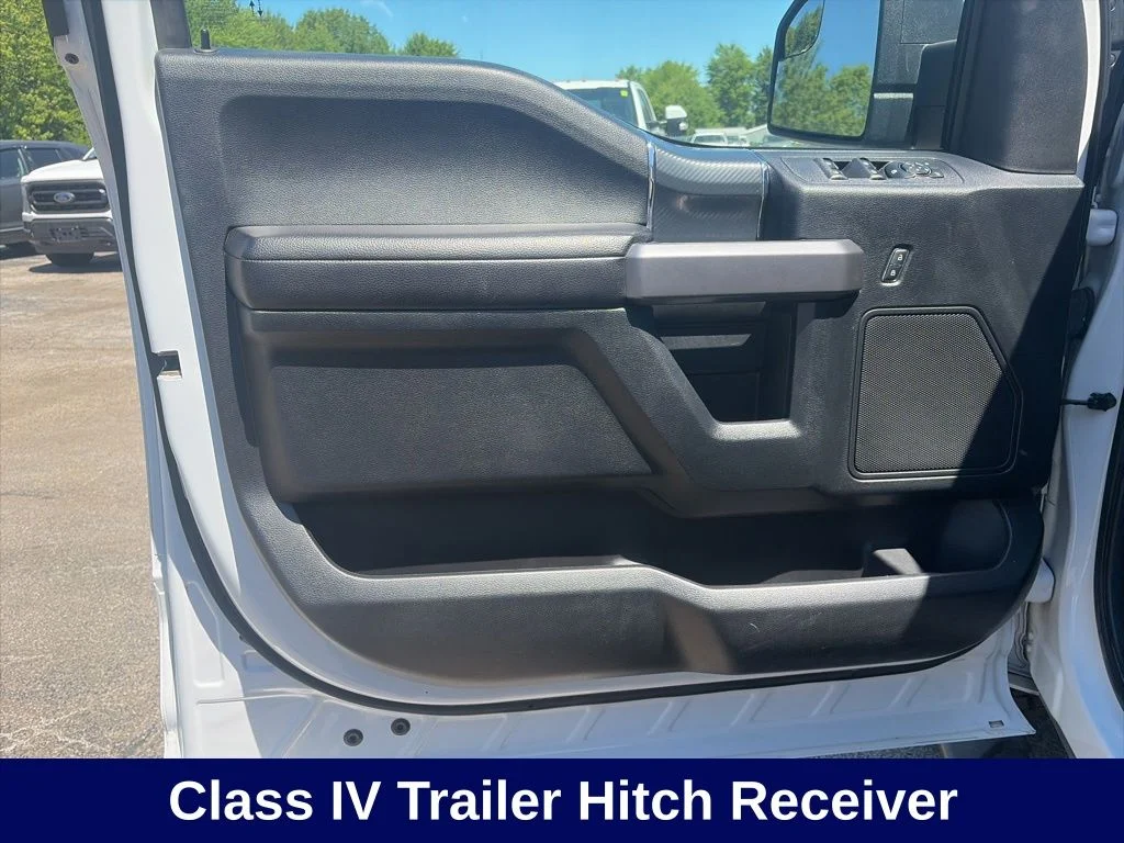 Certified Used 2020 Oxford White Ford XLT image 17