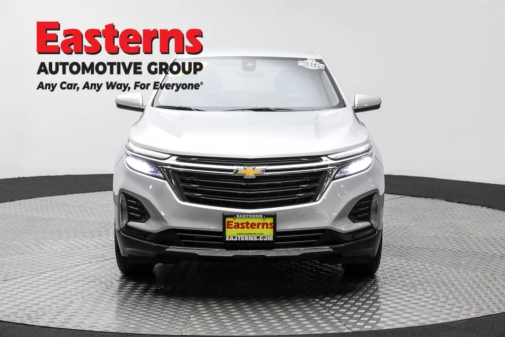 Used 2022 Silver Chevrolet LT image 2