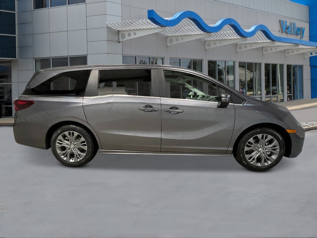New 2026 Modern Steel Metallic Honda Touring image 6