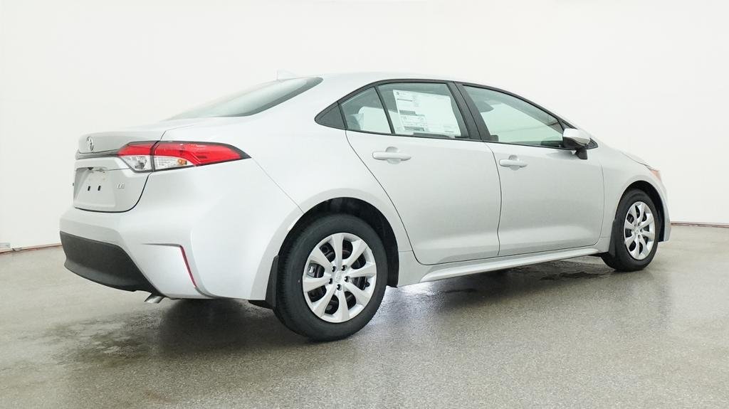 New 2027 Classic Silver Metallic Toyota LE image 17