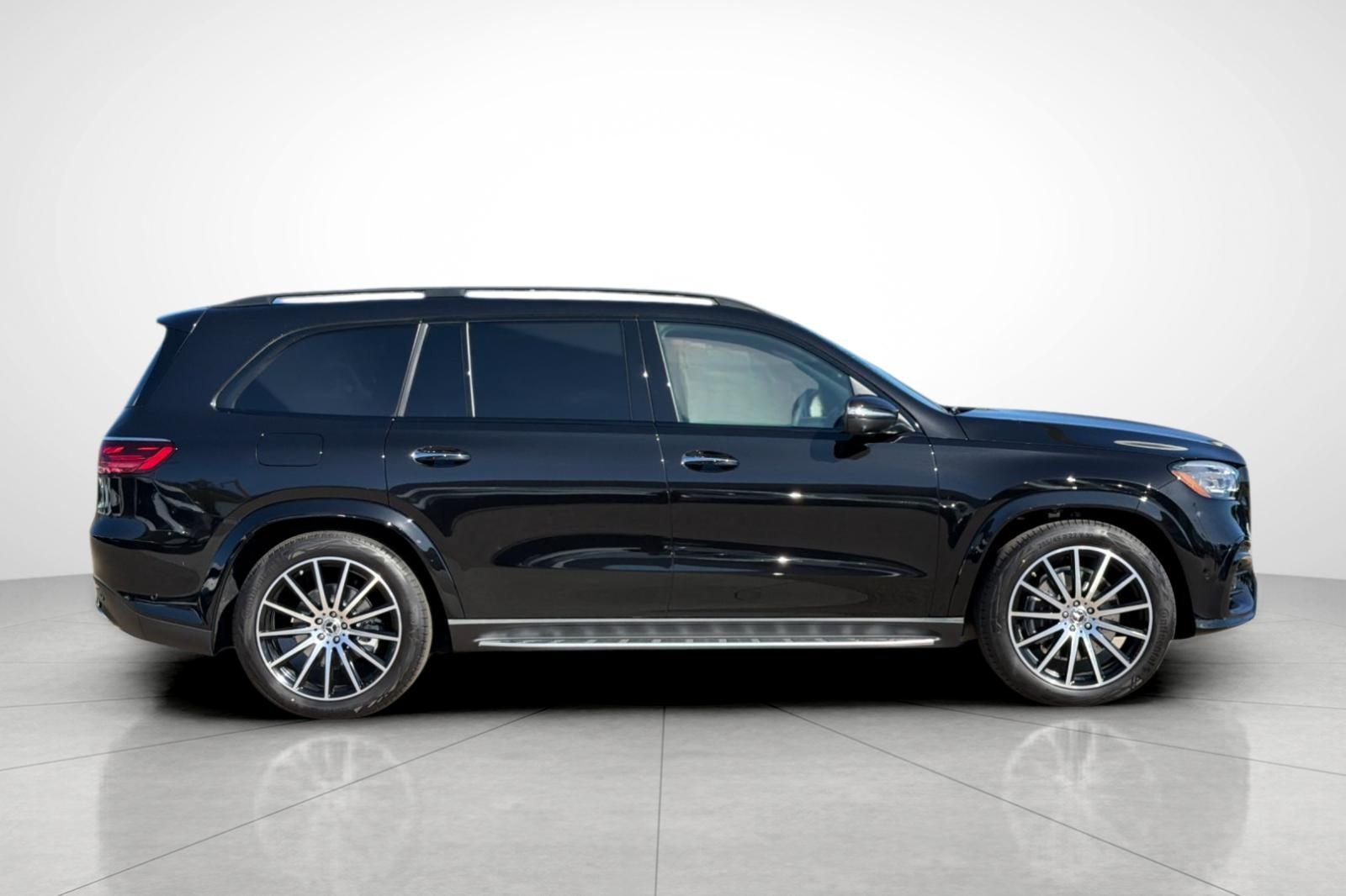 New 2026 Obsidian Black Metallic Mercedes-Benz GLS 450 image 34