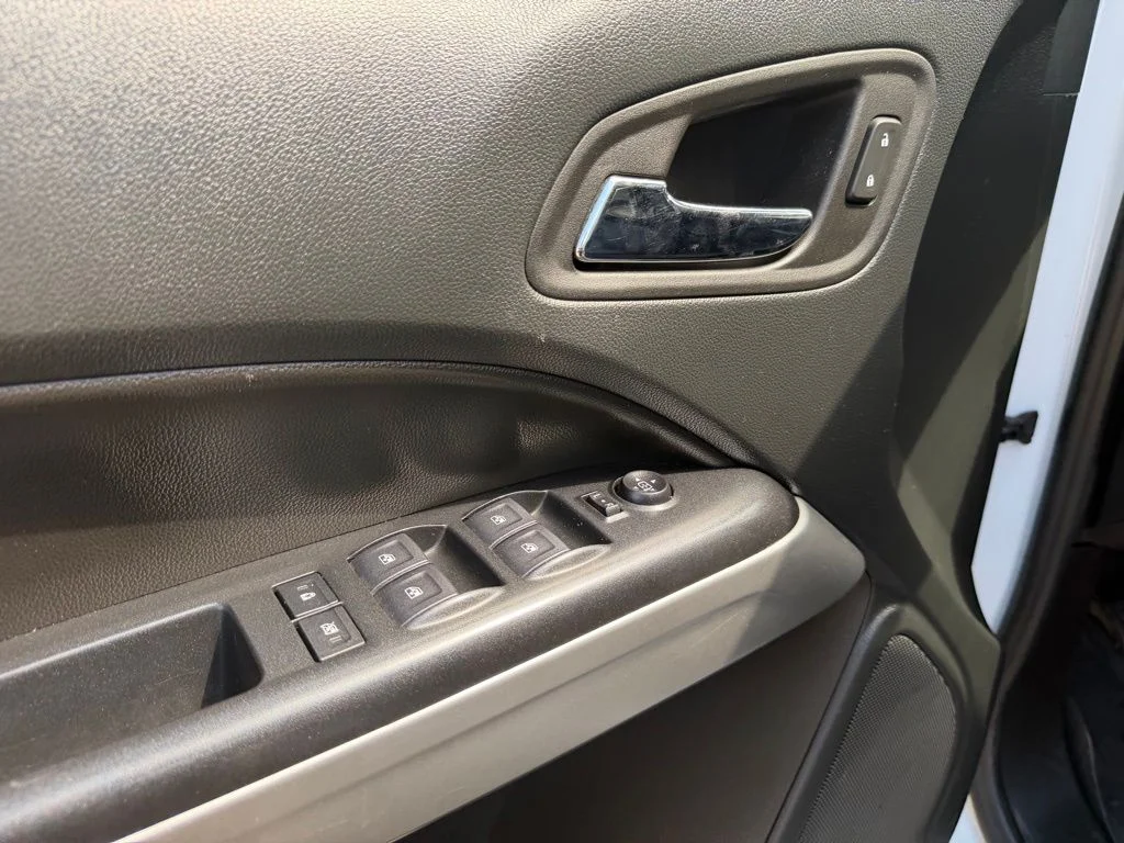 Used 2022 White Chevrolet ZR2 image 11