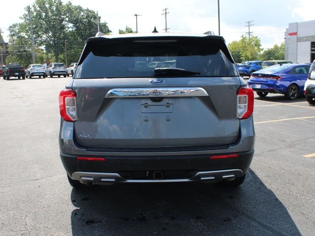 Used 2021 Gray Metallic Ford XLT image 6