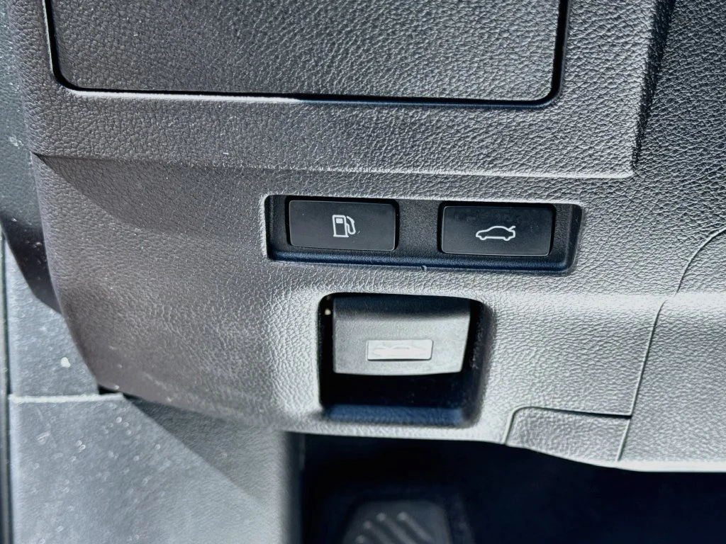 Used 2020 Red Lexus 350 image 10