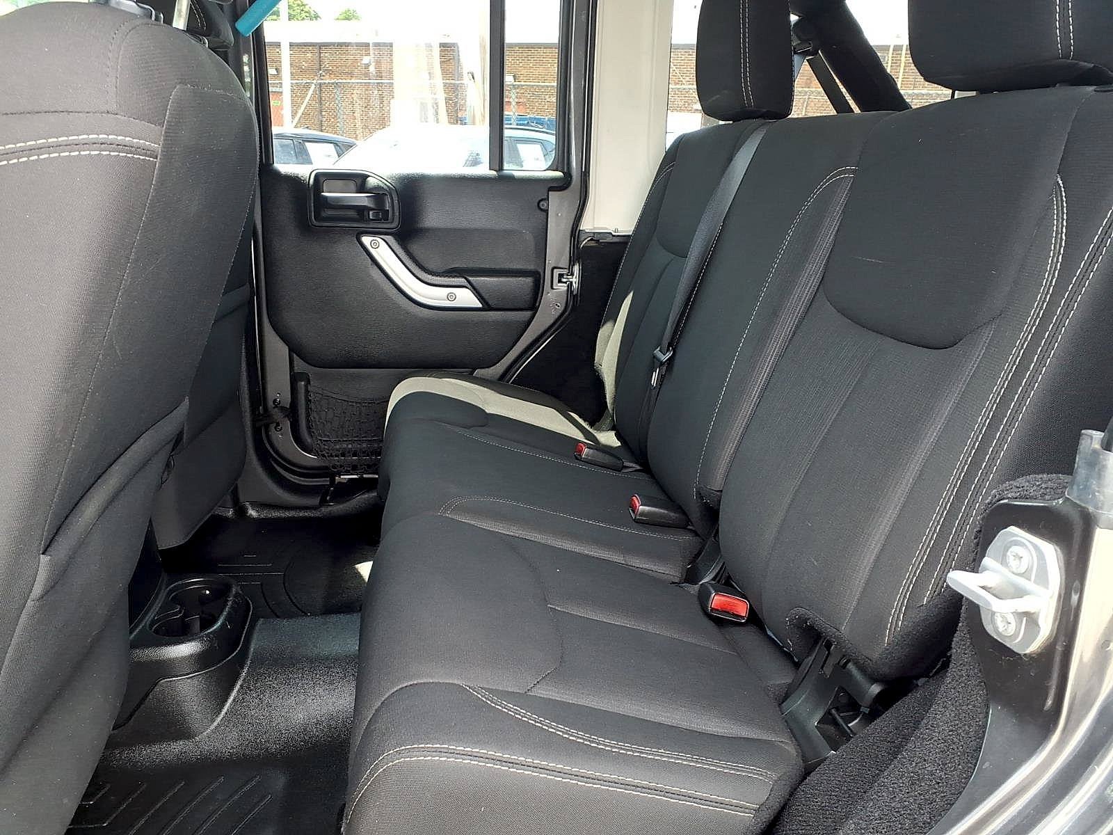 Used 2017 Granite Crystal Metallic Clearcoat Jeep Rubicon image 14