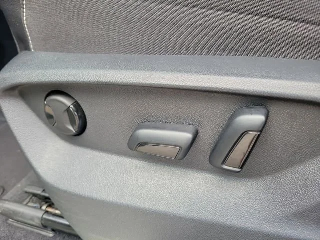 2024 Volkswagen Atlas SE w/Tech - Photo 24