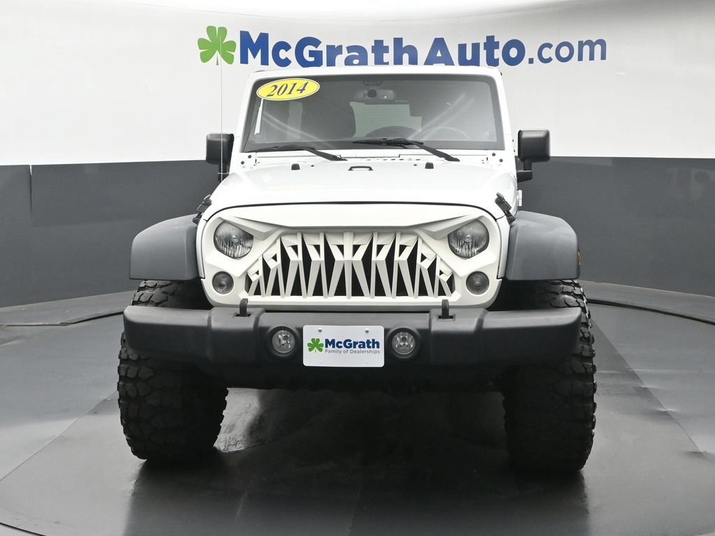 Used 2014 White Jeep Unlimited Sport image 6