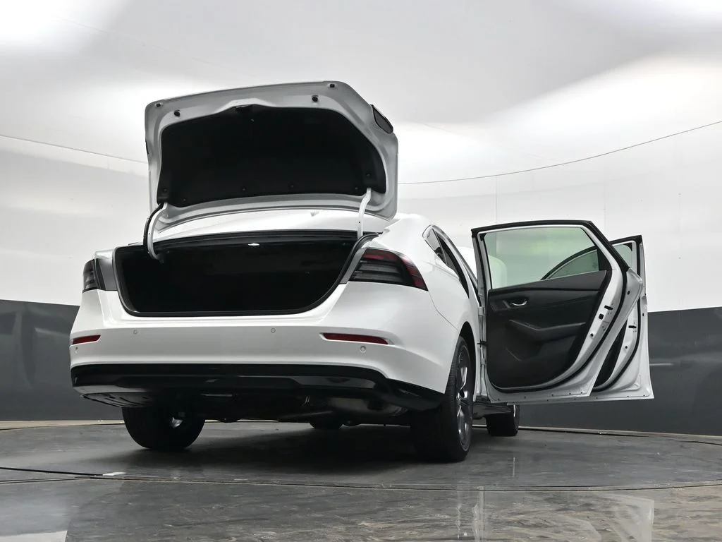 New 2026 Platinum White Pearl Honda EX-L image 37