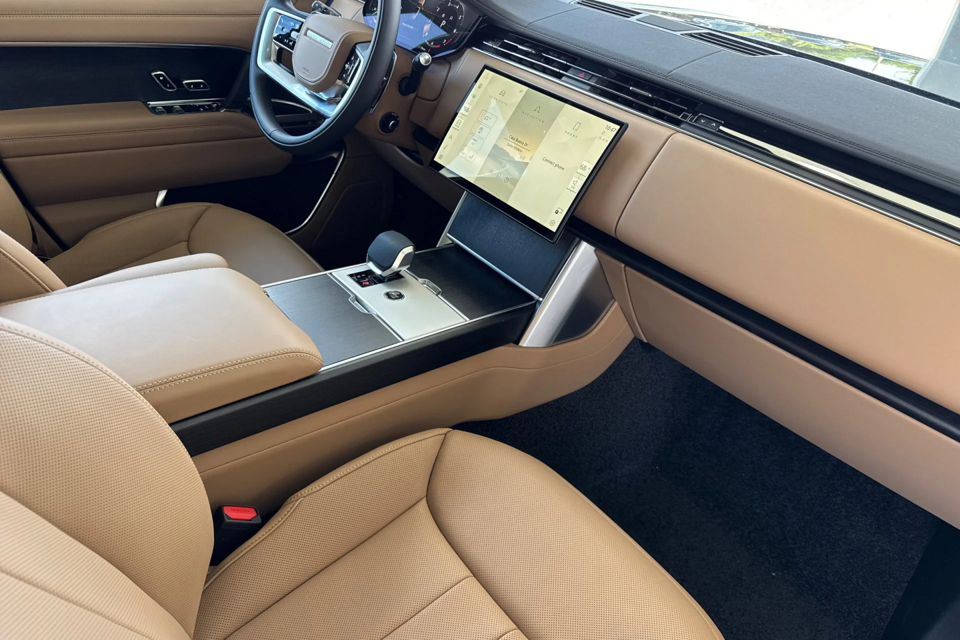 New 2026 Carpathian Grey Land Rover SE image 18