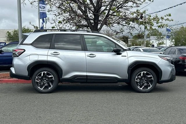 New 2026 ICE SILVER METALLIC Subaru Premium Hybrid image 3