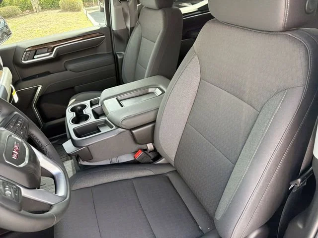 New 2026 Summit White GMC SLE image 19