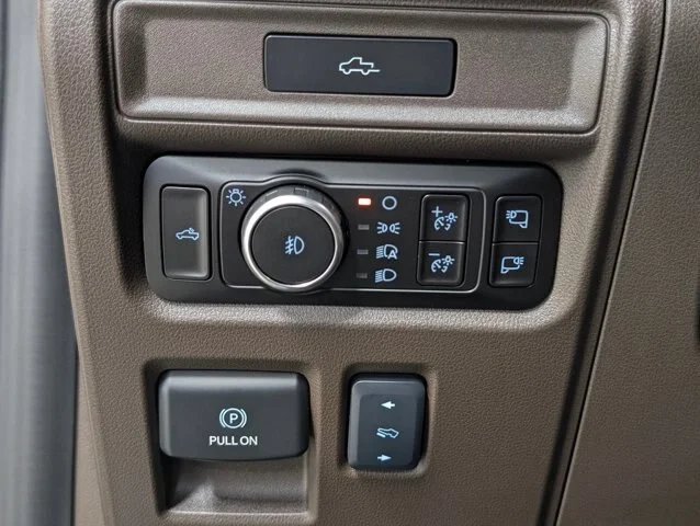 New 2026 Star White Metallic Tri-Coat Ford King Ranch® image 50