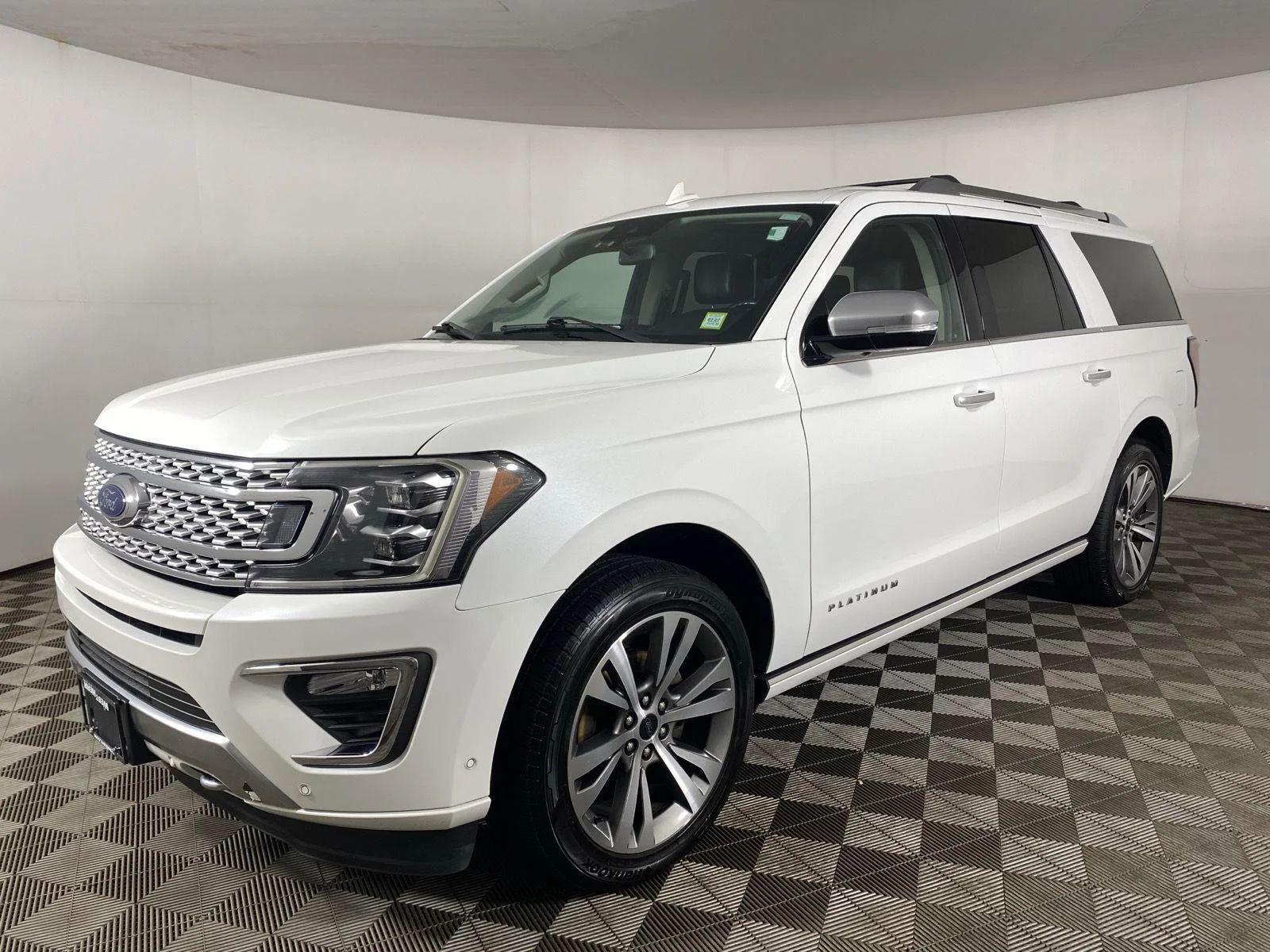 Used 2020 Star White Metallic Tri-Coat Ford Platinum image 3