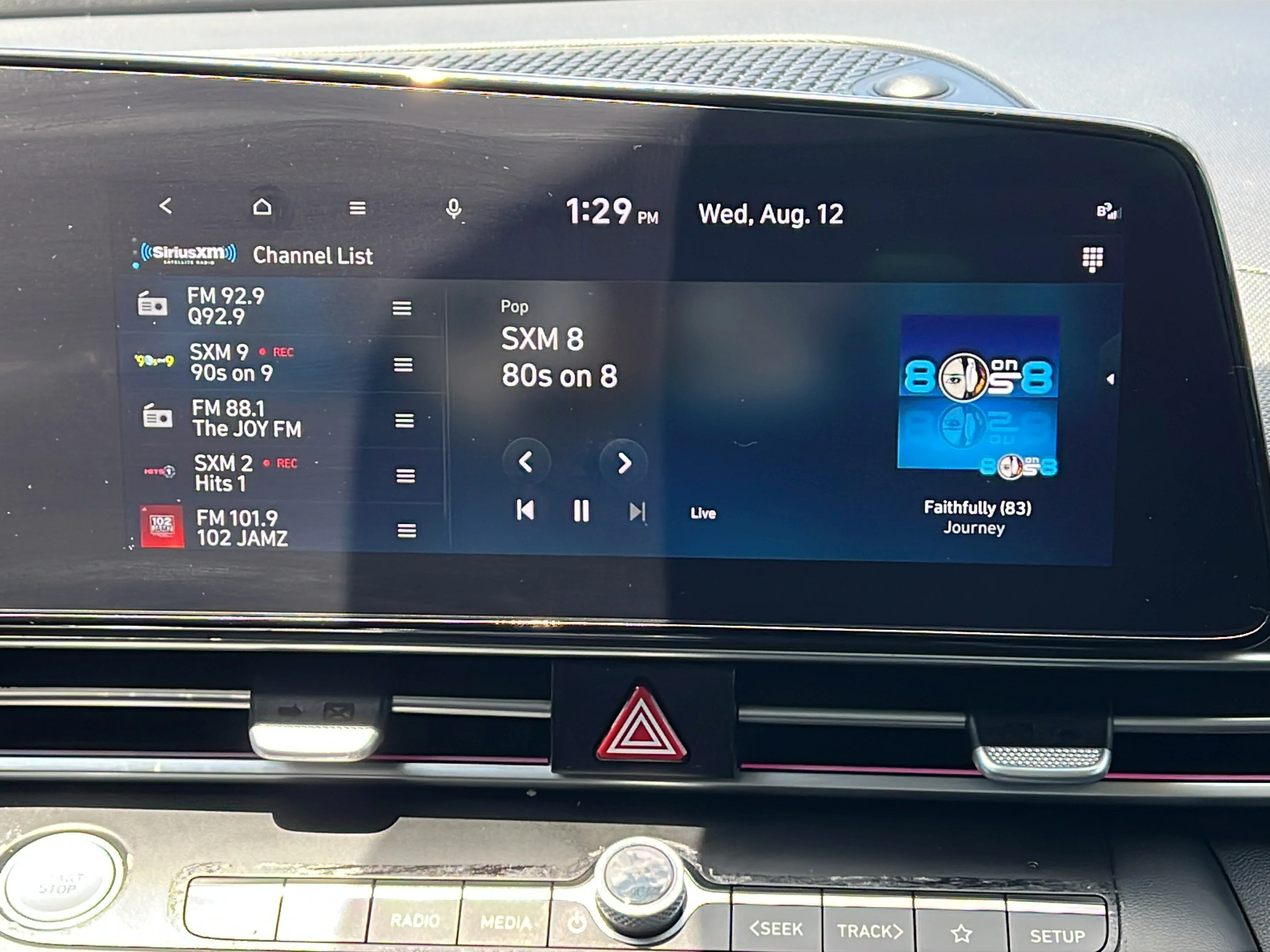 Used 2024 Fluid Metal Hyundai Limited image 13