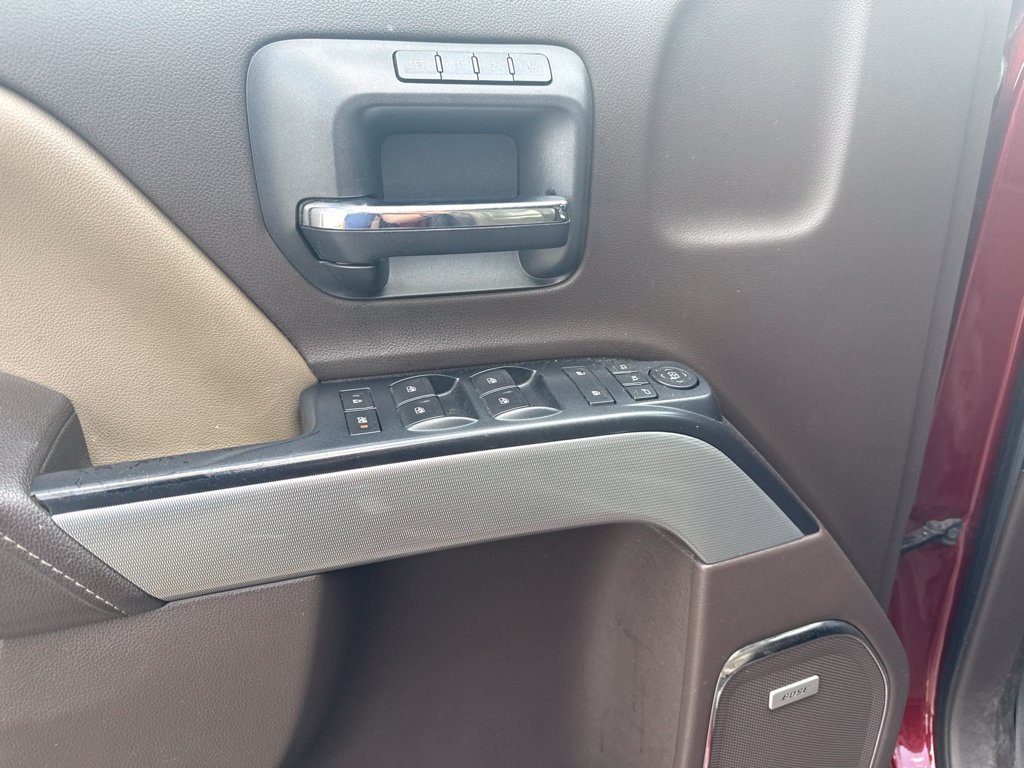 Used 2017 Red Chevrolet LTZ image 9
