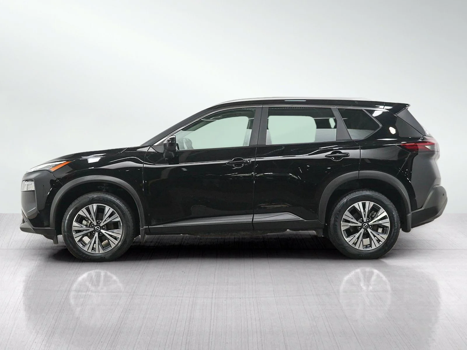 Used 2023 Super Black Nissan SV image 2