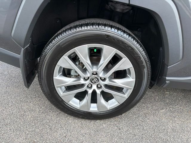 Used 2024 Gray Toyota XLE Premium image 12