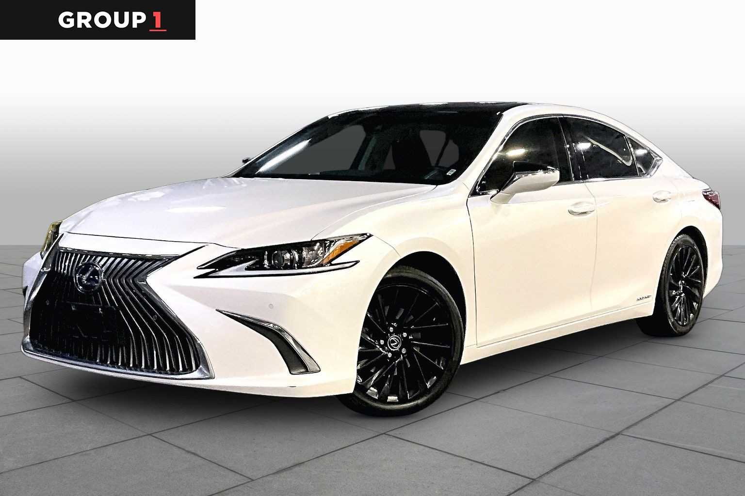 2020 Lexus ES 300h 300h Luxury's photo