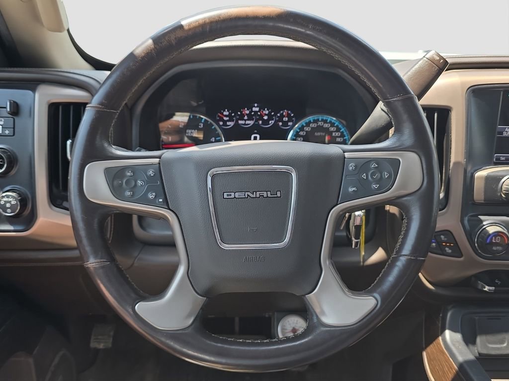Used 2017 SUMMIT WHITE GMC Denali image 9