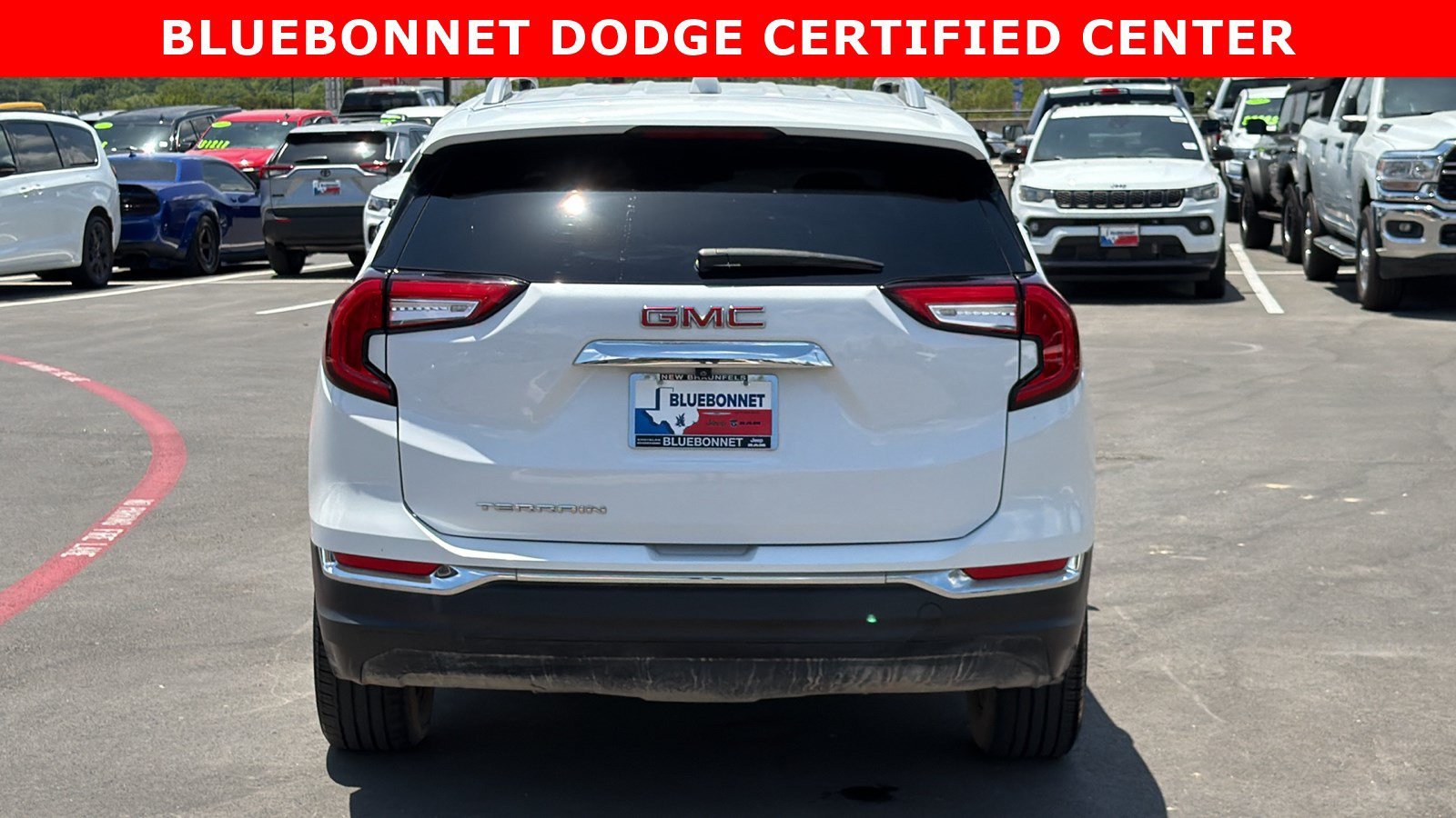 Used 2024 Summit White GMC SLT image 6