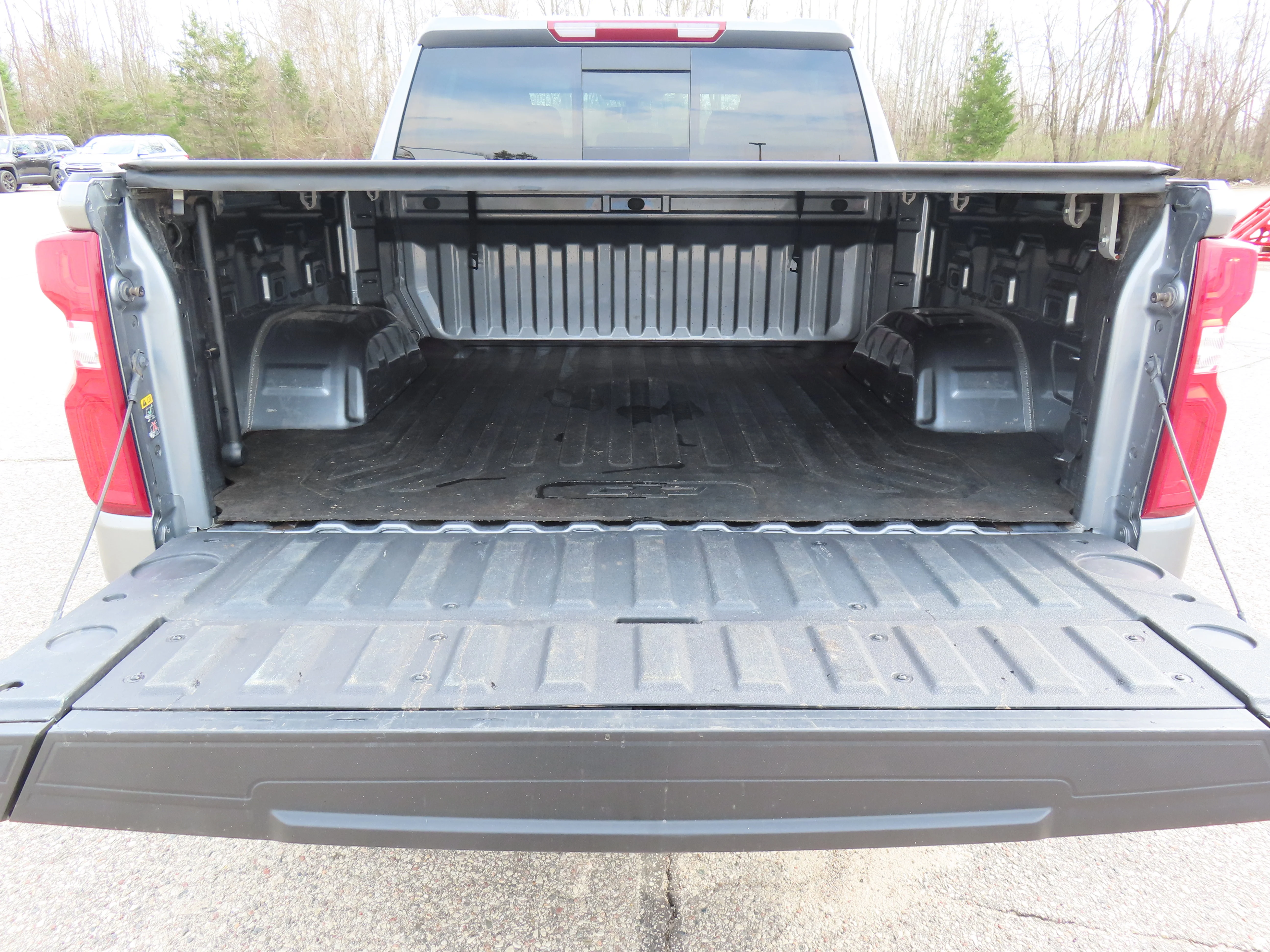 2021 Chevrolet Silverado 1500 RST - Photo 7