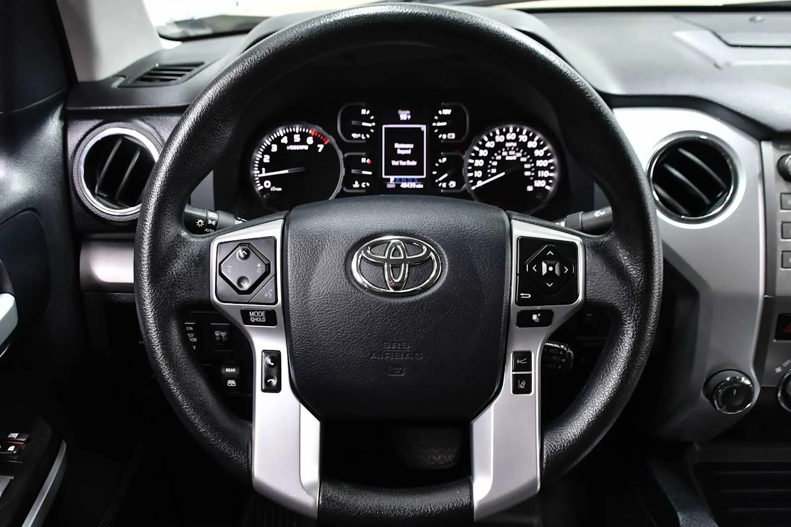 Used 2018 Quicksand Toyota SR5 image 18