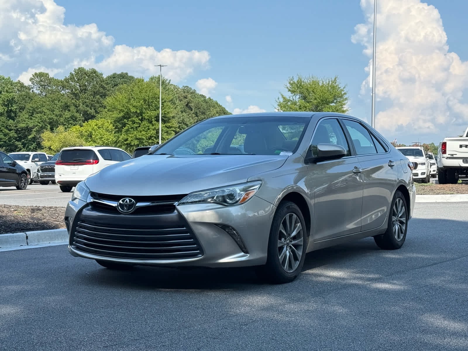 2016 Toyota Camry XLE