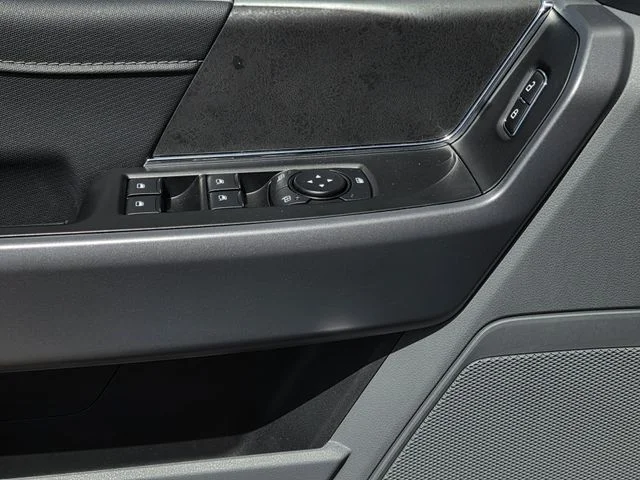 New 2026 Carbonized Gray Metallic Ford XLT image 43