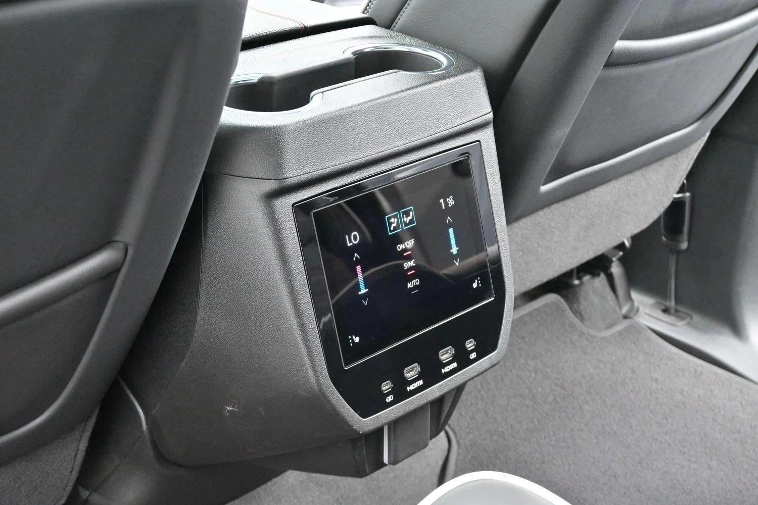 Used 2025 Sterling Metallic GMC AT4 Ultimate image 36