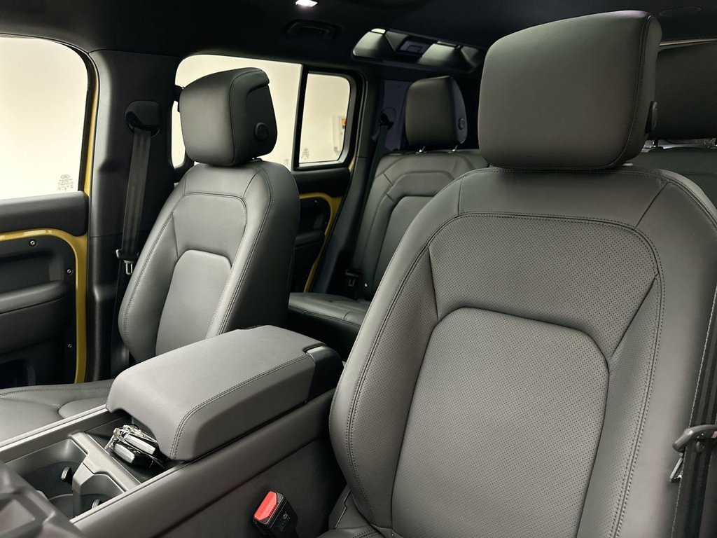 New 2026 Deep Sandglow Yellow Land Rover Trophy Edition Deep Sandglow image 10