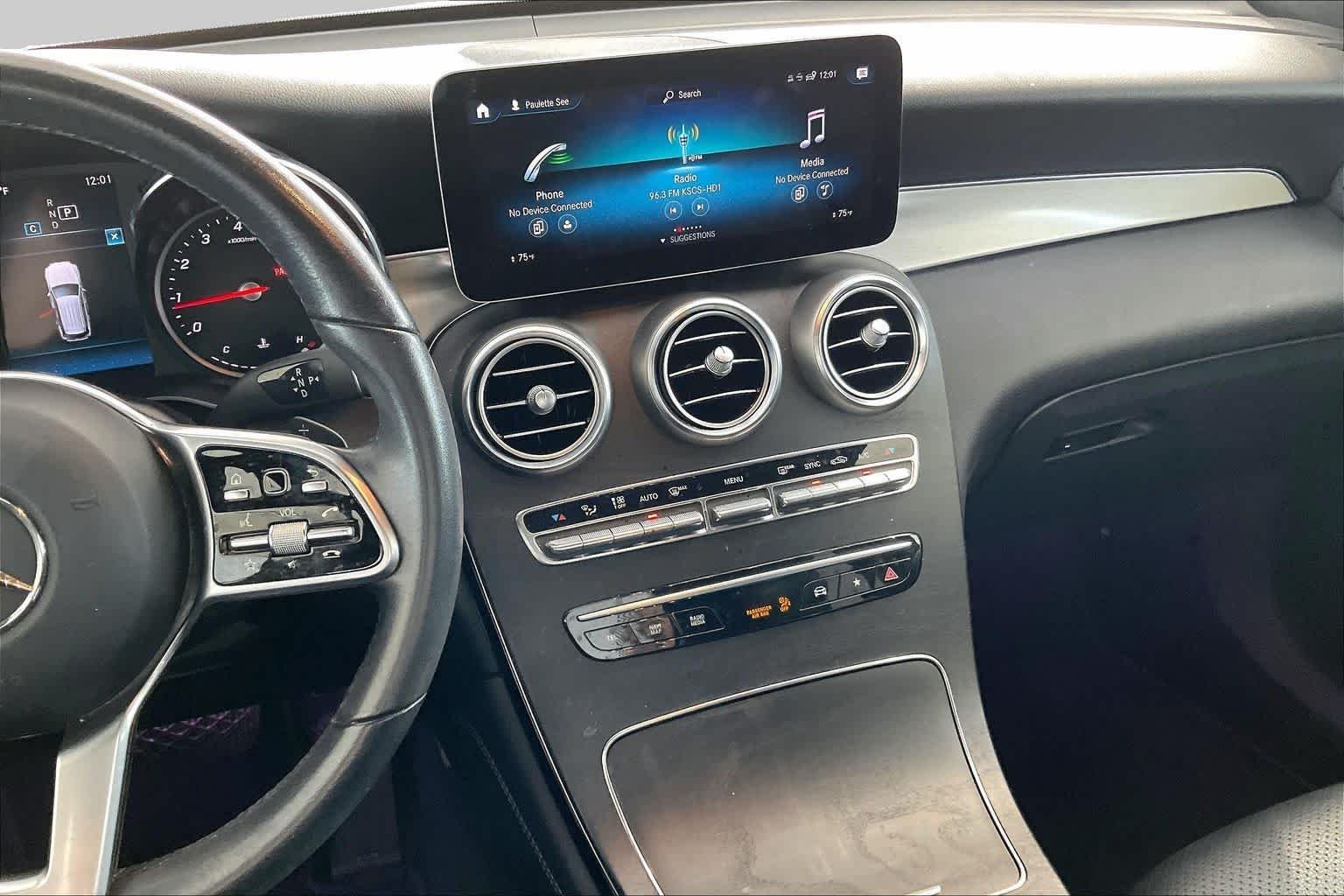 Used 2020 Black Mercedes-Benz GLC 300 image 7