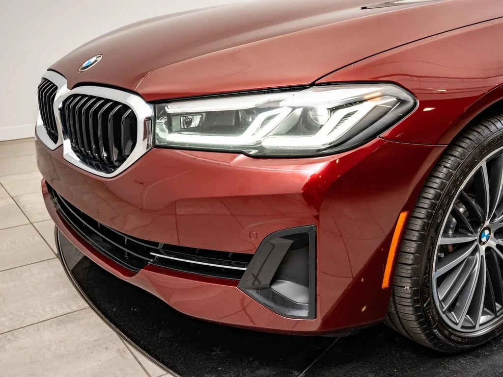 Used 2023 Aventurin Red Metallic BMW 540i xDrive image 3