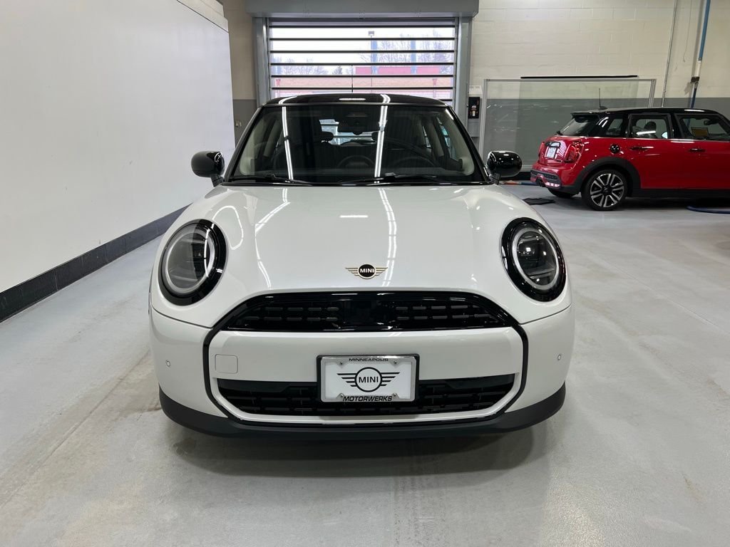 2025 MINI Hardtop 2 Door Base - Photo 8
