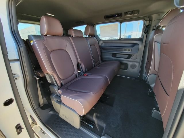 2025 Volkswagen ID. Buzz PRO S - Photo 15