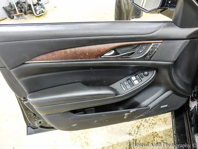 Used 2017 STELLAR BLACK METALLIC Cadillac Luxury AWD image 19